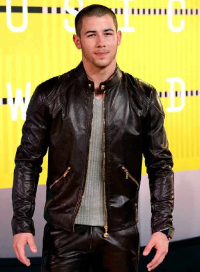 nick-jonas2-311×450